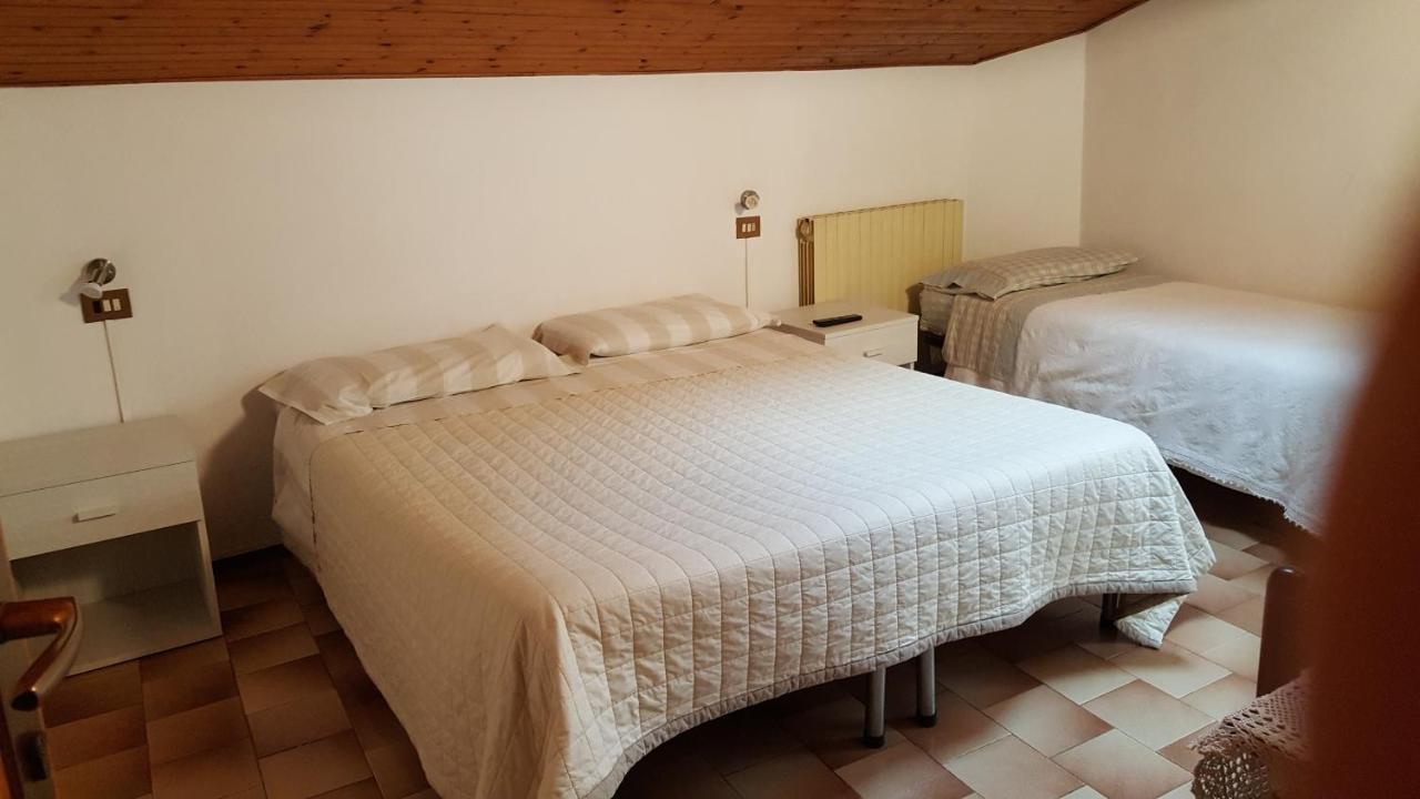 Foresteria Lombarda Da Giovanna Барцио Экстерьер фото
